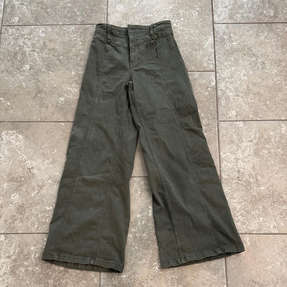 WE THE FREE Olive Green Utility Wide Leg Pants Sz 27